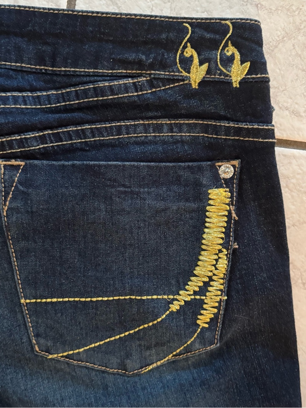 Baby Phat Jeans Size 9 Dark Wash Cropped Capri Denim Y2K Stretch Embroidered